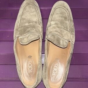 TOD'S Men's Suede Loafers - Warm Gray - read description